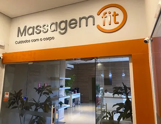 Fachada da clínica de fisioterapia Massagem Fit em Osasco